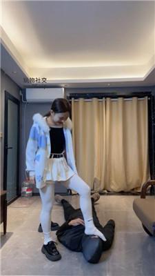 猴歌皮鞋白袜跳踩/坐脸窒息 bf47799