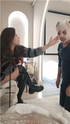 嘉昕体罚老狗-舔脏鞋底/抽耳光/嘴叼袜/喝洗脚水 JS241203-19