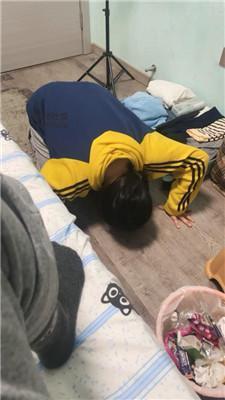 【爱秀套图】【白兔】藤条威胁/抽耳光/磕头求虐/伺候刷鞋JS241203-23