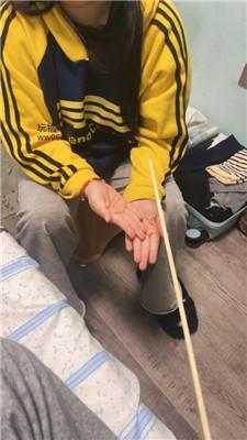 白兔藤条威胁/抽耳光/磕头求虐/伺候刷鞋 JS241203-23
