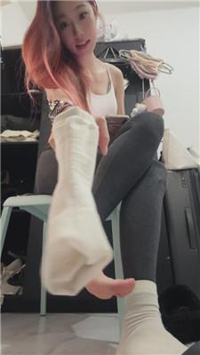 风筝瑜伽裤白袜全程脚控制    BP241203-12