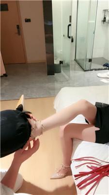 瑶瑶小主双S-高跟美腿虐/掐乳鞭打耳光双视角版JS241204-5