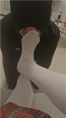 陶拉大人捆绑白丝脚踩虐窒息 JS241212-3