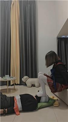 陶拉大人捆绑白丝脚踩虐窒息 JS241212-3