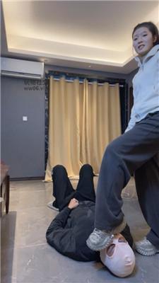 伊未老爹鞋白袜踢裆踩踏/白袜脚捂脸 bf48105