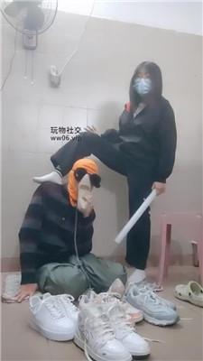 奇了怪了物化人体擦鞋器 JS241211-12