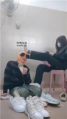 奇了怪了物化人体擦鞋器 JS241211-12