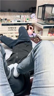 桃子老师闻舔臭鞋白袜/坐脸窒息掐乳 bf48042