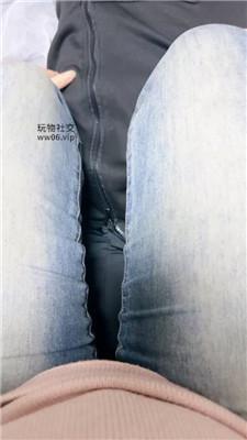 桃子老师闻舔臭鞋白袜/坐脸窒息掐乳 bf48042