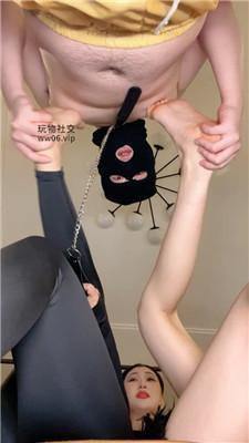 04情侣主双S-羞涩闺蜜做客和我一起调狗 bf48018