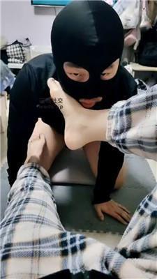 小羊咩咩玉足踢踹踩脚垫奴 JS241210-12