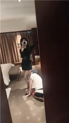 米小糖坐脸窒息/胯下羞辱/腿绞虐杀 JS241210-20