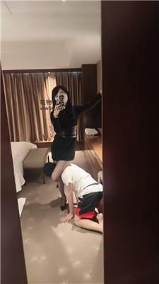 米小糖坐脸窒息/胯下羞辱/腿绞虐杀 JS241210-20