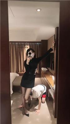 米小糖坐脸窒息/胯下羞辱/腿绞虐杀 JS241210-20