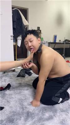 林夕跪舔脏鞋肉丝美腿/重度鞭打 bf47987