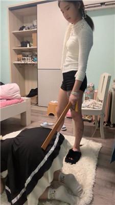 小凤梨肥肥的脸蛋真可爱，被虐也很有肉感 JS241208-78