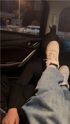 素人挖掘机车内耳光/揪耳朵/舔脏鞋棉袜 JS241209-15