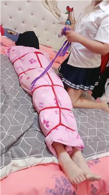 黎大夫棉被全包捆绑囚禁 JS241209-13