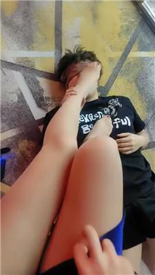 咩祖品尝御姐的高跟肉丝/脚插嘴/喂口水 bf48016