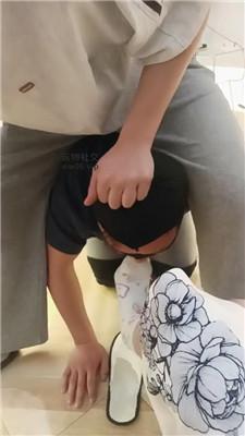 安徽情侣强制舔鞋袜/圣水淋浴/踩踏 bf48006
