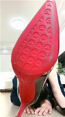 缘彼大大高跟碾压踩/骑马遛狗/强制闻臭鞋/鞭打 JS241208-68