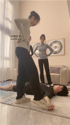 素人事务所3S-女神运动鞋暴力虐打教练狗续集 bf47984