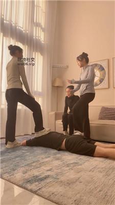 素人事务所3S-女神运动鞋暴力虐打教练狗续集 bf47984