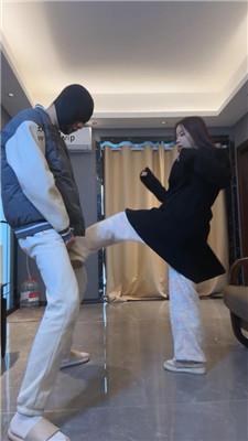 狗哥素人S-踢裆踩踏耳光 bf47978