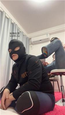 姗姗高跟棉袜踩踏/鞭打虐乳 JS241209-1