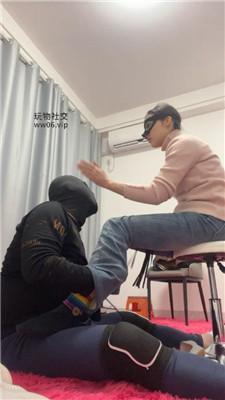 姗姗高跟棉袜踩踏/鞭打虐乳 JS241209-1