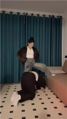 辣辣bb抽耳光鞭打/闻舔白棉袜 bf47970