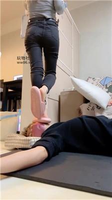 安安sama拖鞋+高跟全体重踩踏 bf47967