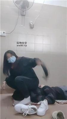 奇了怪了胯下辱鞭打/小白鞋白袜踩虐 JS241208-70