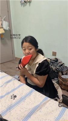 白兔磕头舔高跟/自己抽耳光 JS241208-67