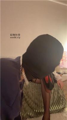 小麦性感黑丝踩虐/鞭打/掐乳踢裆 bf47985