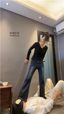 狗哥舞蹈生-抽耳光/踢裆/白袜脚辱 bf47933