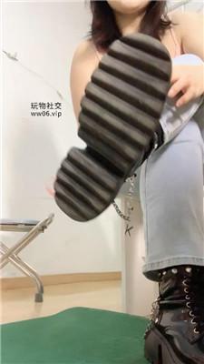 欣欣子牛仔裤坐脸窒息/掐乳/白袜脚踩 JS241208-15