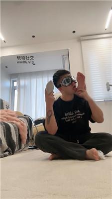 伍玥把女友绑起来让我舔白棉袜jio JS241208-14