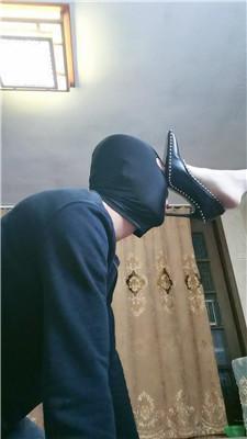 游S肉丝脚插嘴/高跟踩/转胯狗爬 JS241208-12