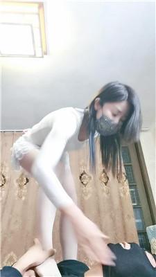 游S肉丝脚插嘴/高跟踩/转胯狗爬 JS241208-12