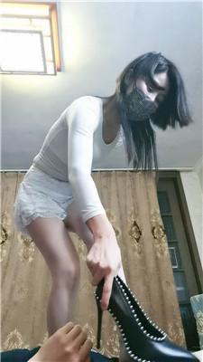 游S肉丝脚插嘴/高跟踩/转胯狗爬 JS241208-12