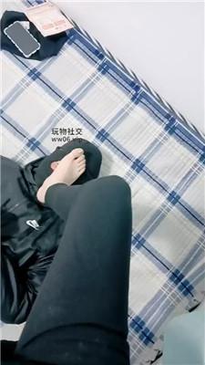 樊儿原味船袜玉足舔闻/踩踏坐脸 JS241208-5