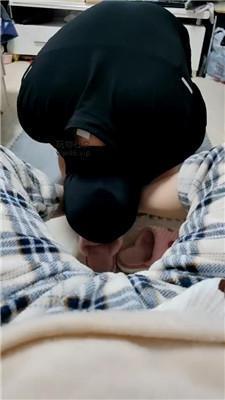 小羊咩咩下跪求舔脚丫子的家奴 JS241208-11