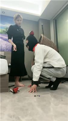 欣瑶瑶主胶带封嘴/抽耳光/重度鞭打/滴蜡 bf47938