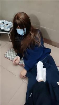 奇了怪了胯下羞辱/鞭打/闻舔小白鞋棉袜 JS241208-29