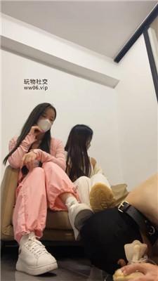 诗诗双S-超美女神-脏鞋白袜清理狂舔 bf47944