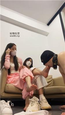 诗诗双S-超美女神-脏鞋白袜清理狂舔 bf47944