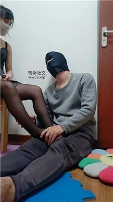 思纯骑马鞭打黑丝高跟踩废物 JS241207-13