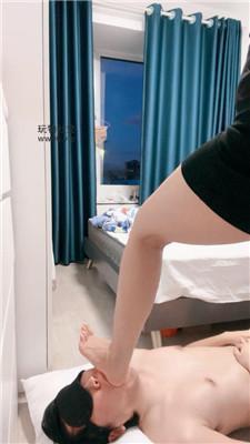 紫苏原味玉足深喉狂舔 JS241207-10