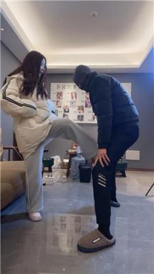 猴歌斯文小姐姐-揪耳朵/耳光/踢裆踩踏 bf47885